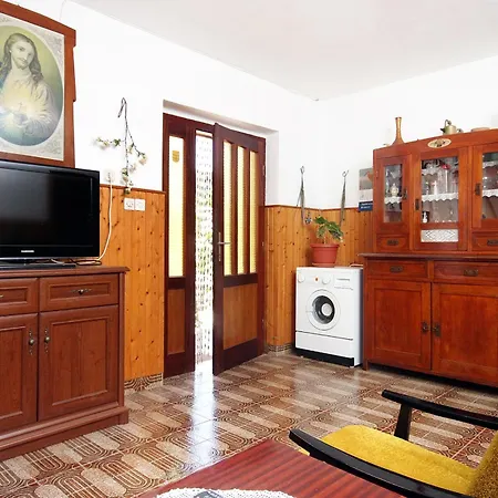 Apartamento By The Sea Veli Iz, Iz - 6255